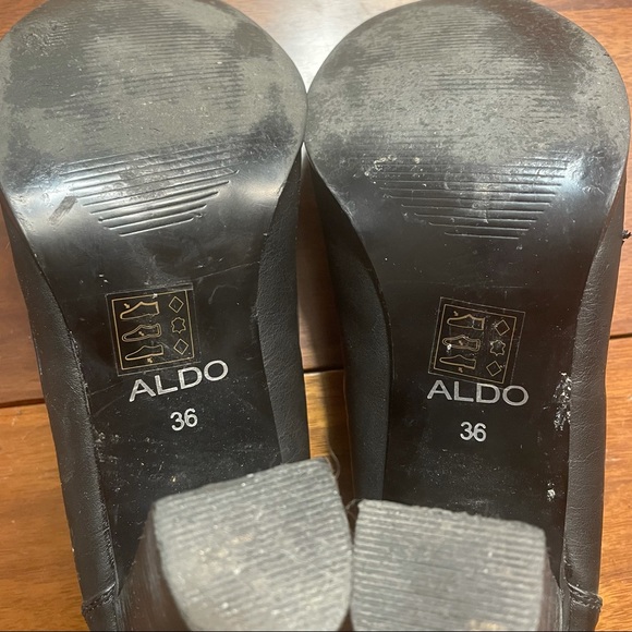 Black Tassel Heal - Picture 5 of 5